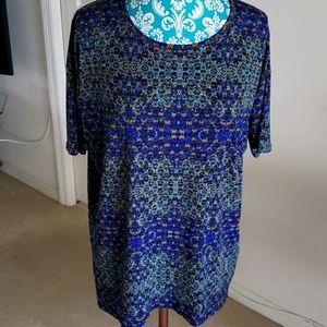 LulaRoe Irma shirt